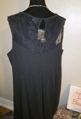Torrid Black Lace Yoke Sleeveless Dress -